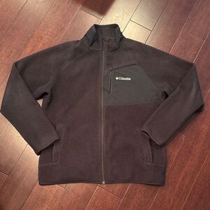 Columbia zip up fleece jacket thermal comfort